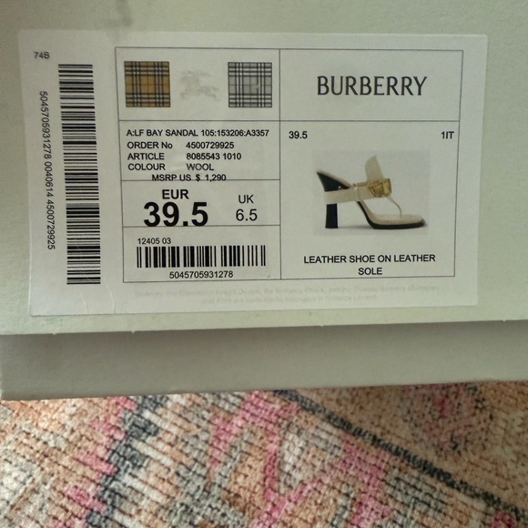 BURBERRY Light Beige Leather Bay Sandals - Picture 6 of 14